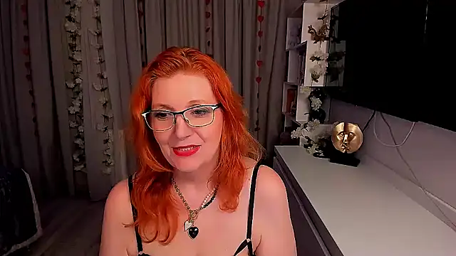 Fire-Fox-One online show from October 2025 05:22:01 PM