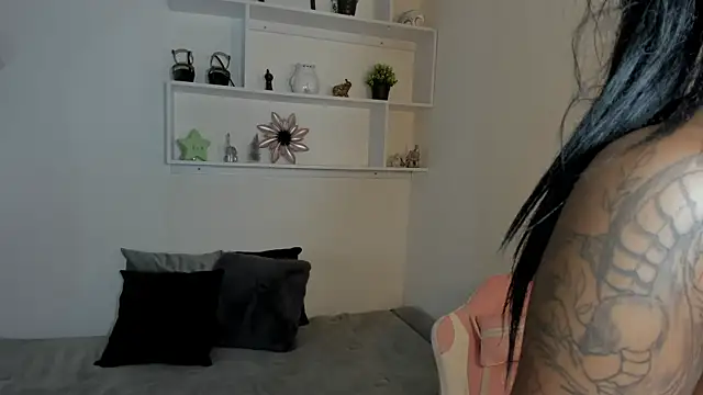 Zizi-campbel online show from December 2024 02:55:01 AM