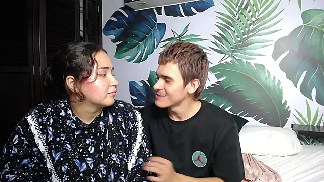 Snapshot of Gurvinder_1 chatting on February 2025 01:13:02 AM Gurvinder 1 online show from February 2025 01:13:02 AM