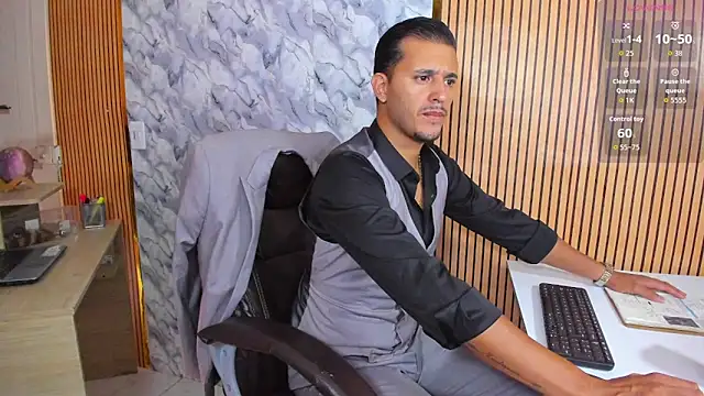 Hideintheoffice online show from April 2026 11:51:02 AM