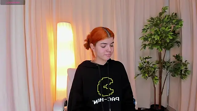 Maddy bennet online show from February 2025 07:31:01 AM