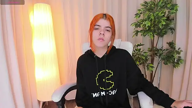 Maddy bennet online show from February 2025 10:26:01 AM