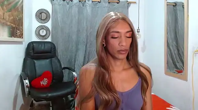 Dannacamilsaenz online show from February 2025 11:44:02 AM