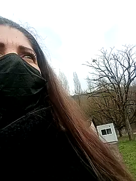 sansan2411 online show from February 2025 01:41:02 PM