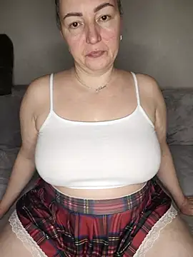 HairyVicky online show from December 2025 11:21:01 PM