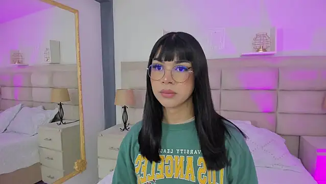 RoseCassie online show from February 2025 12:52:02 PM