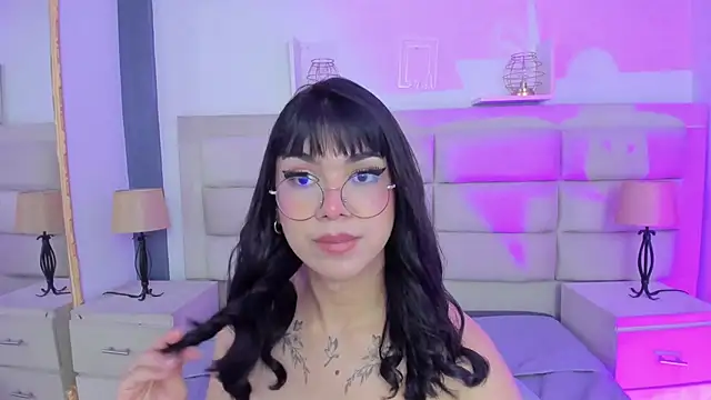 RoseCassie online show from March 2025 04:35:02 PM