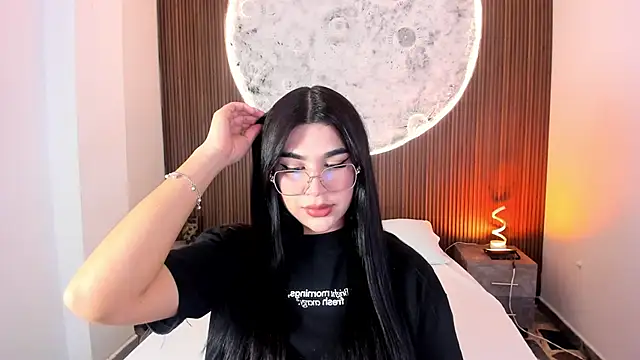 RoseCassie online show from February 2026 01:31:01 PM