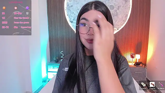 Snapshot of RoseCassie chatting on July 2026 01:17:02 PM RoseCassie online show from July 2026 01:17:02 PM