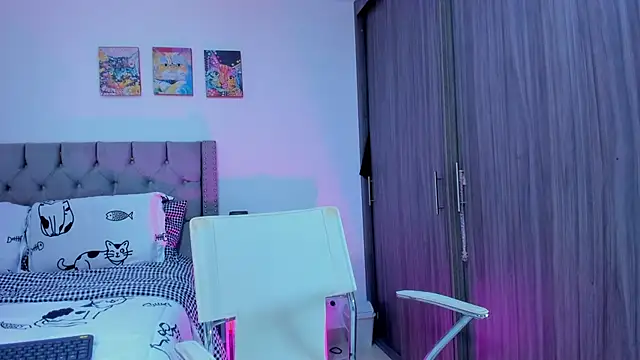 Sara Leblanc online show from September 2025 01:54:01 PM