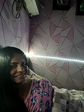 ppatriciarabello online show from July 2026 02:01:01 PM