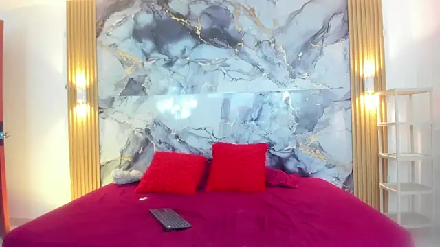 Mariana 16  online show from February 2026 07:39:01 PM