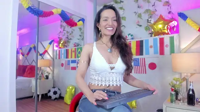 AmyRox  online show from June 2026 12:07:01 PM