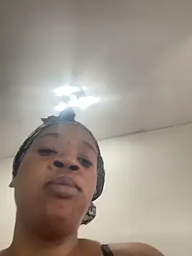 Snapshot of beverlyxxxx chatting on January 2026 11:04:01 AM beverlyxxxx online show from January 2026 11:04:01 AM