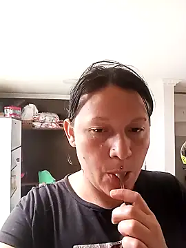 Snapshot of kattia_bk chatting on December 2024 08:47:01 PM kattia bk online show from December 2024 08:47:01 PM