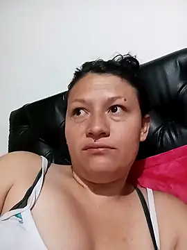 Snapshot of kattia_bk chatting on December 2024 10:47:01 PM kattia bk online show from December 2024 10:47:01 PM