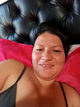 Snapshot of kattia_bk chatting on January 2025 03:04:01 PM kattia bk online show from January 2025 03:04:01 PM