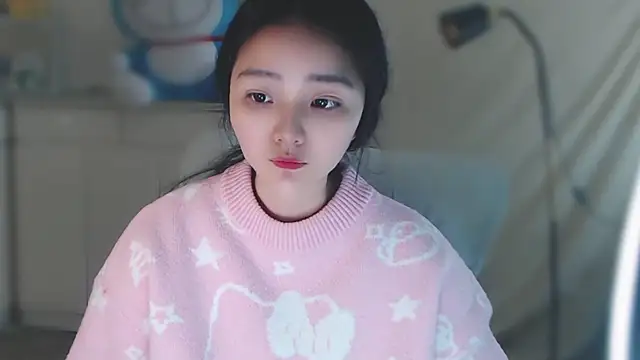 xiao-xiao-D online show from February 2025 12:57:02 PM