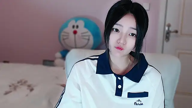 xiao-xiao-D online show from March 2025 02:12:02 PM
