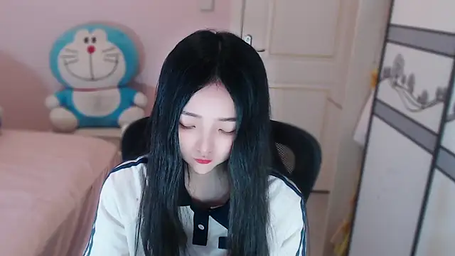 xiao-xiao-D online show from February 2026 05:48:01 AM