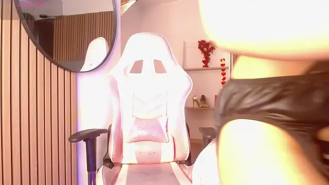 Sienna Blake  online show from October 2025 07:20:02 PM