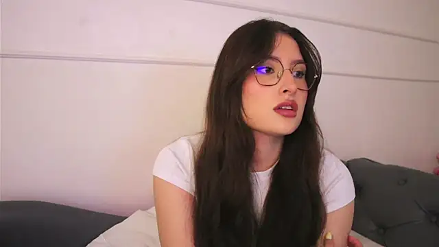 Daisha Riley online show from April 2026 12:50:02 PM