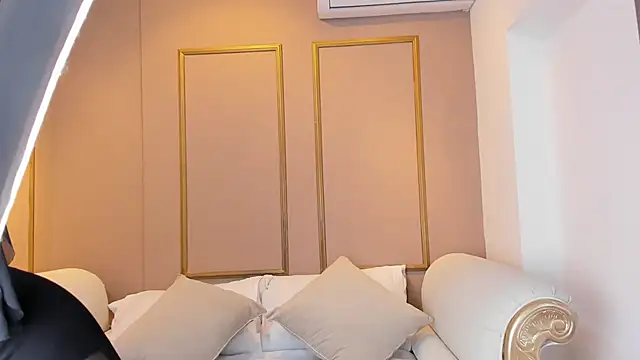 Snapshot of PerlaPreciosa chatting on September 2025 03:42:02 AM PerlaPreciosa online show from September 2025 03:42:02 AM