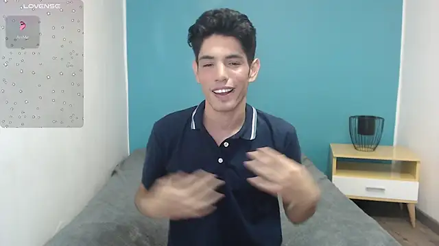 fabrizzio   online show from January 2025 09:52:02 PM