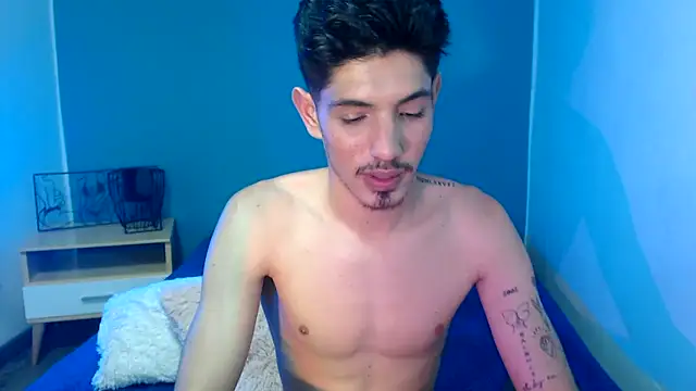 fabrizzio   online show from January 2025 11:24:01 PM