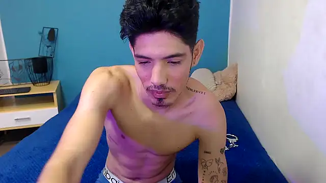 fabrizzio   online show from February 2025 07:21:01 PM