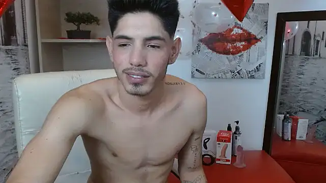 fabrizzio   online show from February 2025 07:50:02 PM