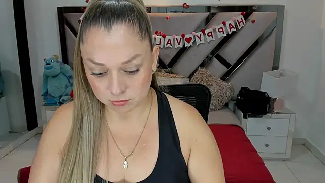 natalia5560 online show from September 2025 01:27:01 PM