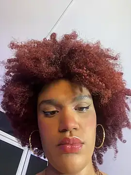 Snapshot of loladupont chatting on July 2026 03:24:02 AM loladupont online show from July 2026 03:24:02 AM