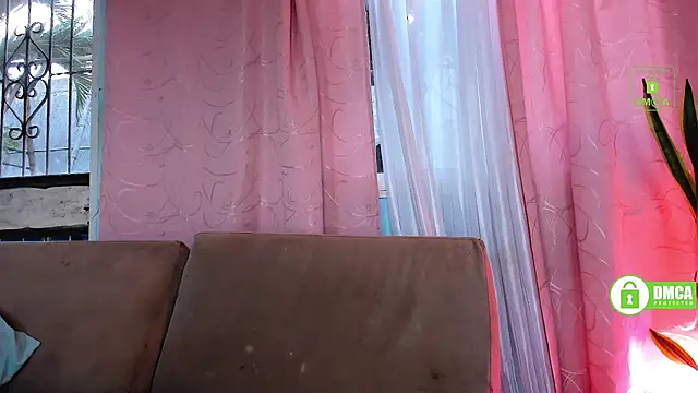 Snapshot of milktitsdua chatting on October 2025 09:42:02 PM milktitsdua online show from October 2025 09:42:02 PM