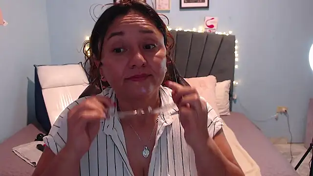 AngelRouss online show from March 2025 05:38:01 PM