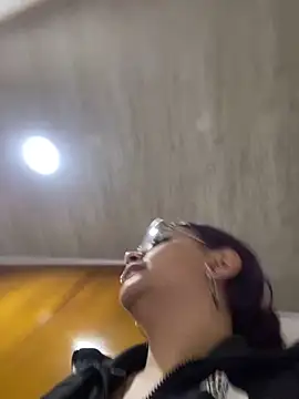 michell boobs  online show from December 2024 02:33:01 PM