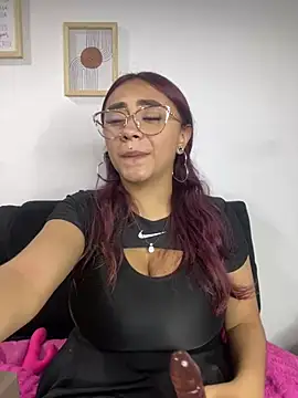 michell boobs  online show from February 2025 05:01:02 PM
