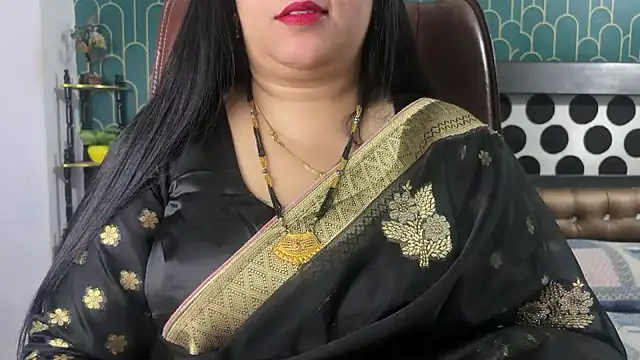 FlatVincy4 online show from February 2026 07:27:01 AM