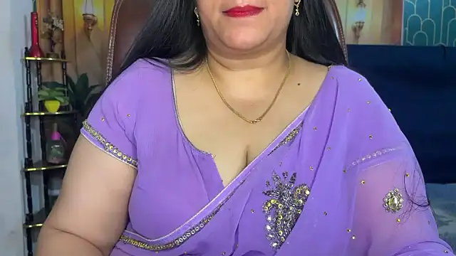 FlatVincy4 online show from March 2026 04:44:02 PM