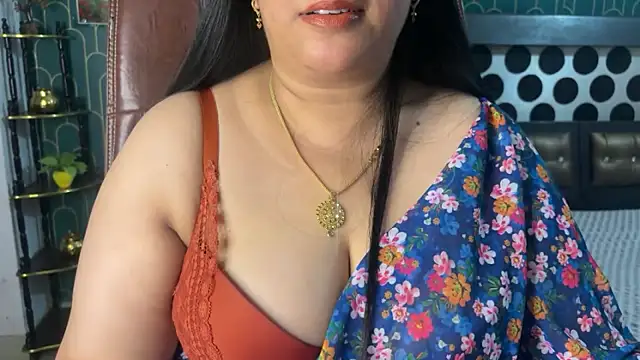 Snapshot of FlatVincy4 chatting on May 2026 07:27:02 AM FlatVincy4 online show from May 2026 07:27:02 AM