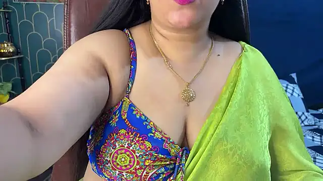 Snapshot of FlatVincy4 chatting on July 2026 05:49:02 AM FlatVincy4 online show from July 2026 05:49:02 AM