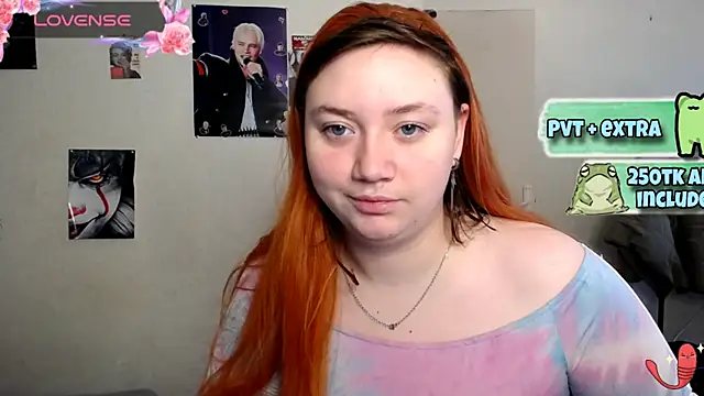 Snapshot of Bitchy_Lily chatting on January 2025 11:01:02 AM Bitchy Lily online show from January 2025 11:01:02 AM