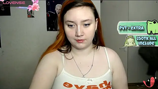 Snapshot of Bitchy_Lily chatting on January 2025 06:31:01 PM Bitchy Lily online show from January 2025 06:31:01 PM