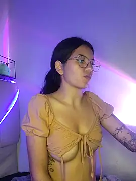 Rosita forever  online show from March 2025 03:56:01 PM