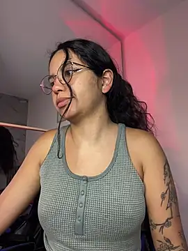 Snapshot of Rosita_forever_ chatting on January 2026 03:39:02 PM Rosita forever online show from January 2026 03:39:02 PM