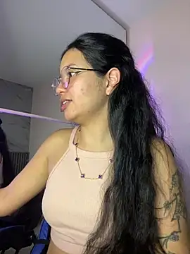 Snapshot of Rosita_forever_ chatting on February 2026 01:37:01 AM Rosita forever online show from February 2026 01:37:01 AM