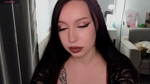 MoranaMissGod online show from October 2025 07:03:02 PM