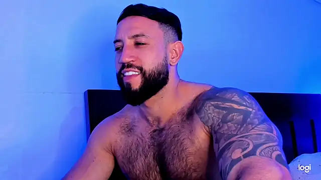 Snapshot of BradLeon_ chatting on March 2025 06:05:02 AM BradLeon online show from March 2025 06:05:02 AM