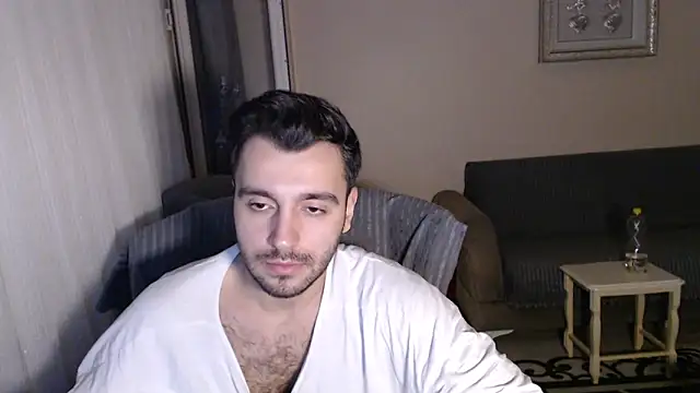 handsomeee04 online show from September 2025 12:49:01 AM