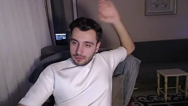 handsomeee04 online show from October 2025 10:06:02 PM